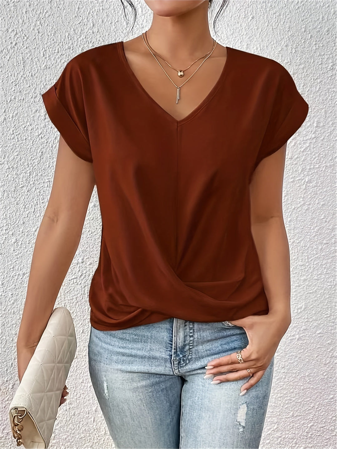 Kirsten | T-shirt med elegant halslinje (MIDLERTIDIGT 1+1 GRATIS!)